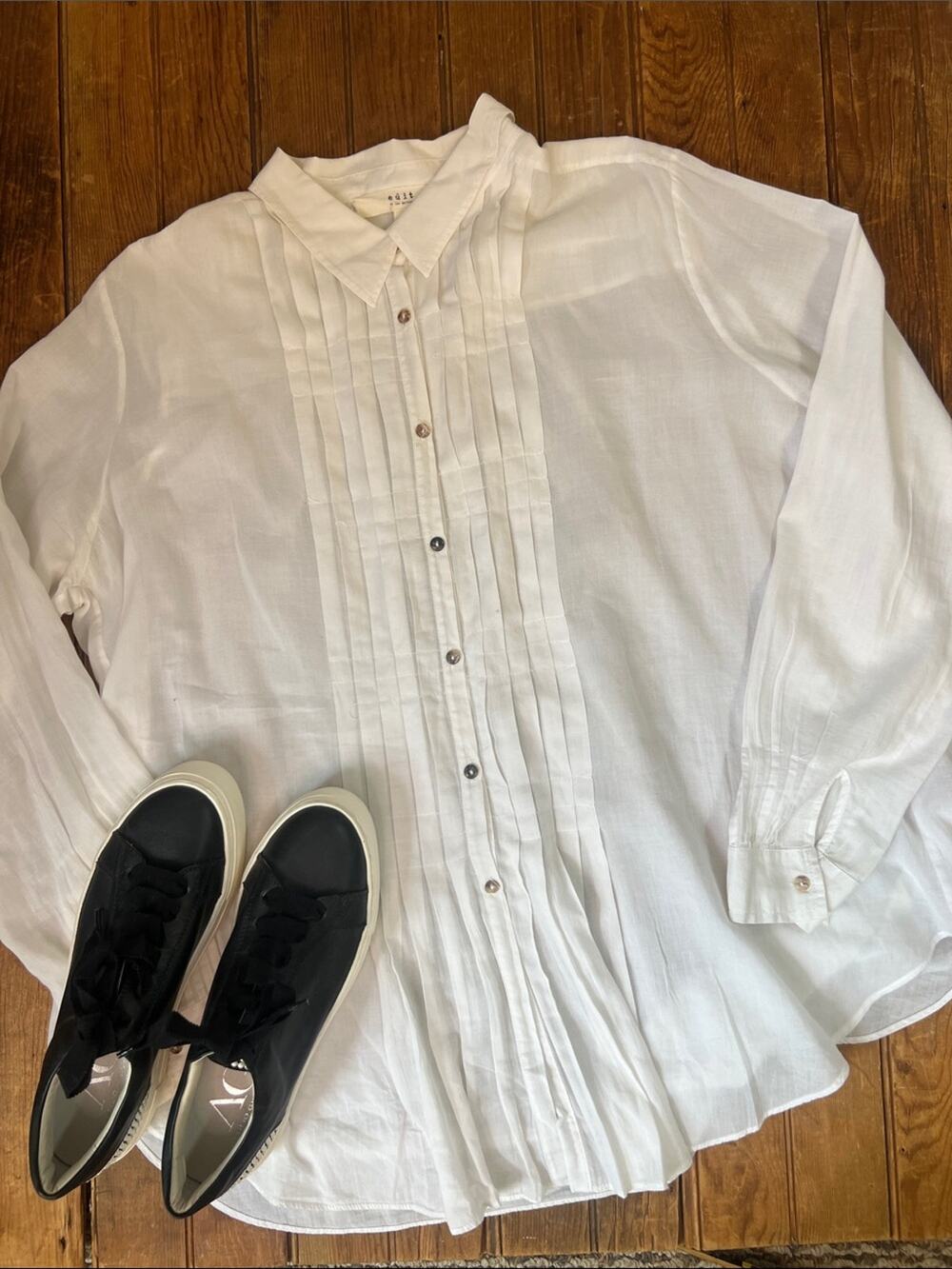 Lee Mathews White Collared Shirt